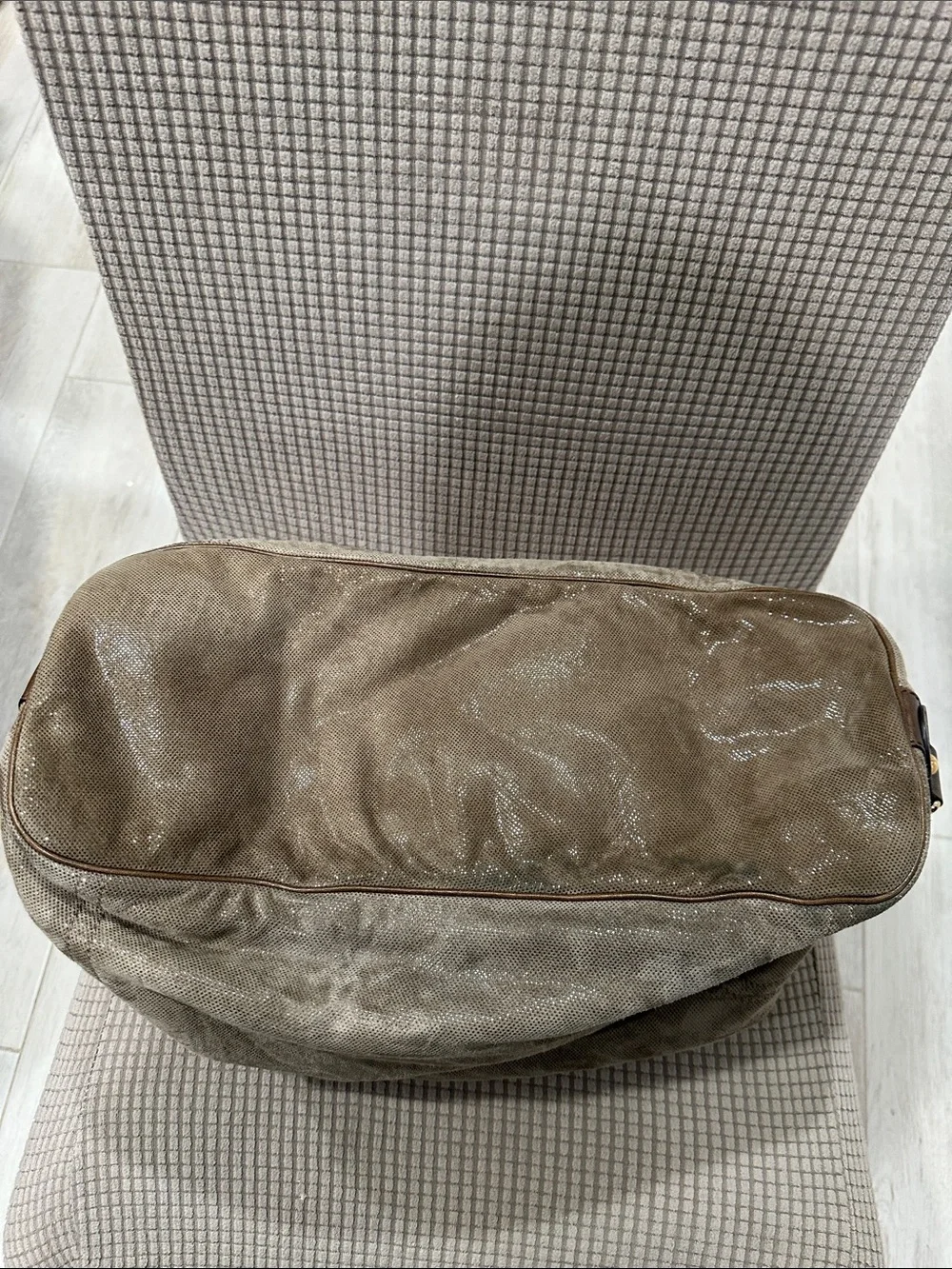 Tod’s Soft Metallic Taupe Hobo Bag with Gold Hardware. Lots of pockets,